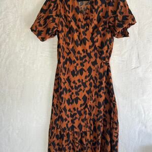 C+D+M cheetah midi wrap dress large